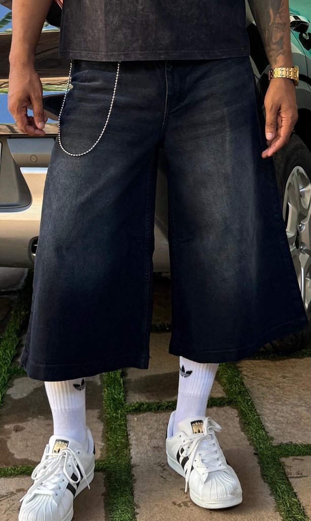 Lengthy new black Jorts essentia