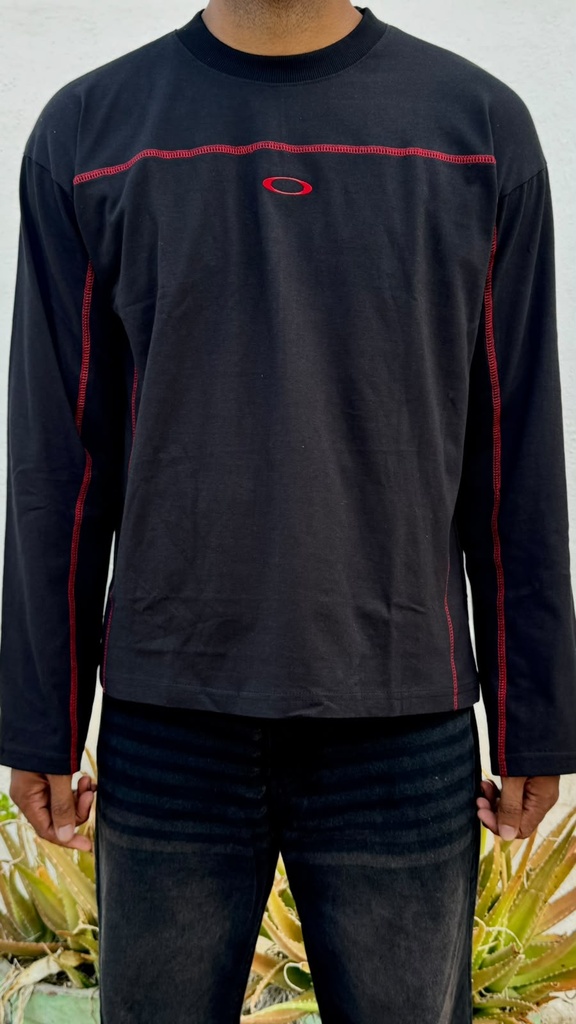 5thread black fullsleeve tshirt