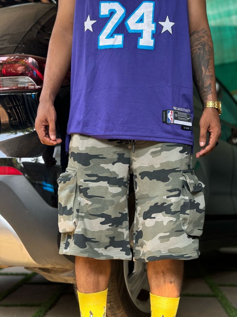 BAGGY SHORTS Green L size avail