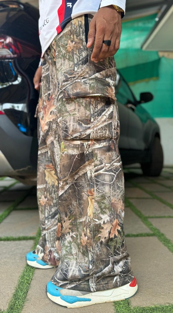 BAGGY  Tree Trackpant 2 pocket