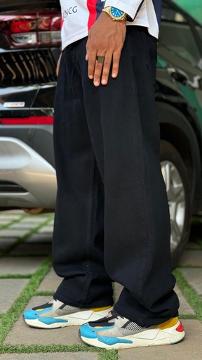 Plain Baggy Black (L- 42, bottom 9)