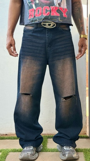 Knee cut black and brown baggy jeans